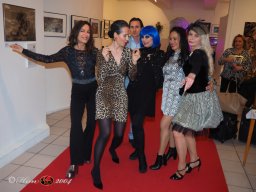 Fashion Show in der Contemplor Galerie Wien am 14. 03. 2024